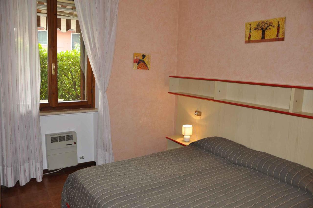 Studio In Lazise/Gardasee 21938 Kültér fotó